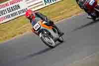 Vintage-motorcycle-club;eventdigitalimages;mallory-park;mallory-park-trackday-photographs;no-limits-trackdays;peter-wileman-photography;trackday-digital-images;trackday-photos;vmcc-festival-1000-bikes-photographs